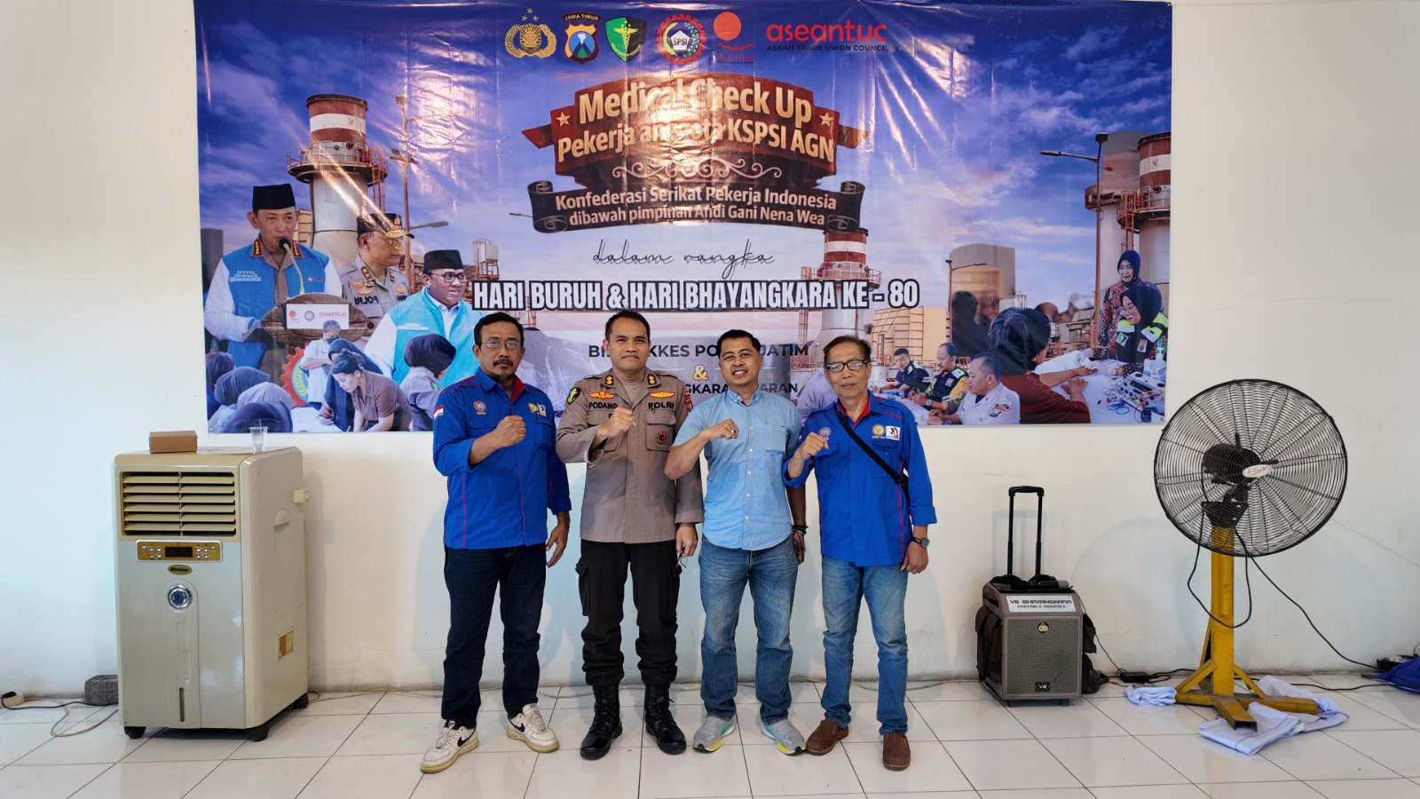 Peringati Hari Buruh dan Hari Bhayangkara ke-80, RS Bhayangkara Lumajang Gelar MCU bagi Pekerja PT Mustikatama