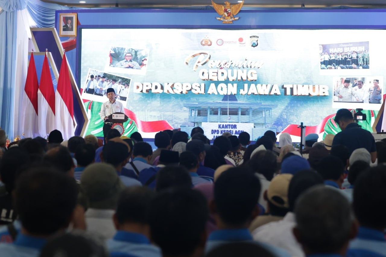 Sinergi Biddokkes Polda Jatim dan RS Bhayangkara Lumajang Sukseskan Baktikes Saat Peresmian Gedung DPD KSPSI AGN Jawa Timur oleh Kapolri