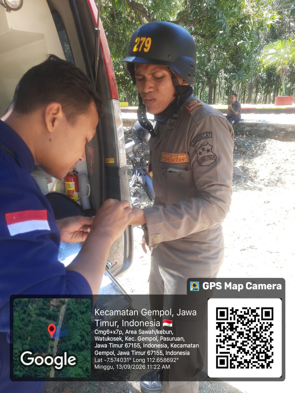 Kawal Latihan Halang Rintang hingga Bela Diri, Tim Keslap RS Bhayangkara Lumajang Kembali Siaga Medis Bagi Pasis Akpol di Pusdik Brimob